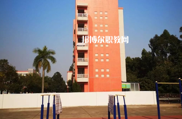 東莞科創(chuàng)技工學(xué)校2021年招生辦聯(lián)系電話(huà)