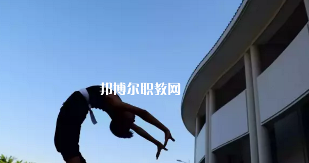 汕頭文化藝術(shù)學校2021年招生辦聯(lián)系電話