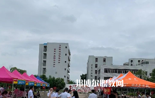 汕頭潮陽建筑職業(yè)技術(shù)學(xué)校2021年學(xué)費、收費多少
