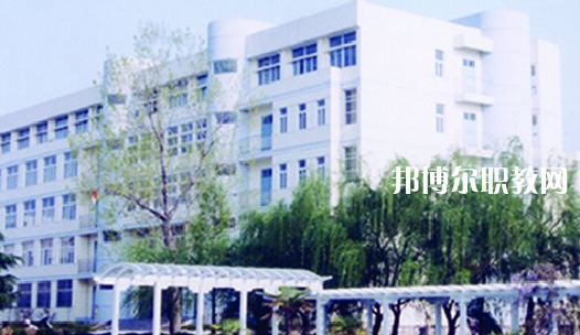 安慶市建筑工程學(xué)校2021年報(bào)名條件、招生要求、招生對(duì)象