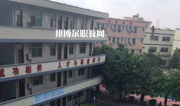 廣東領(lǐng)才技工學(xué)校2021年報(bào)名條件、招生要求、招生對(duì)象