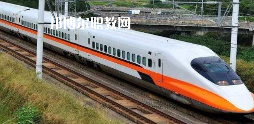 南寧2021年讀鐵路學(xué)?？梢钥即髮W(xué)嗎