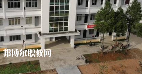 黟縣職業(yè)學校2021年報名條件、招生要求、招生對象 