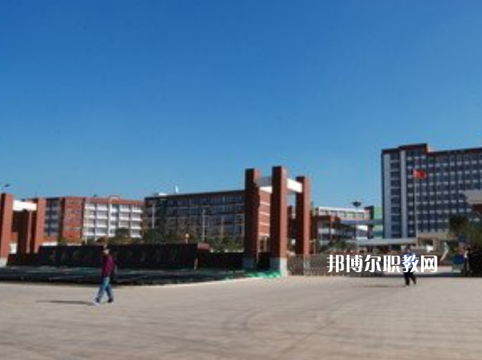 重慶松溉中等職業(yè)技術(shù)學(xué)校2021年報(bào)名條件、招生對(duì)象