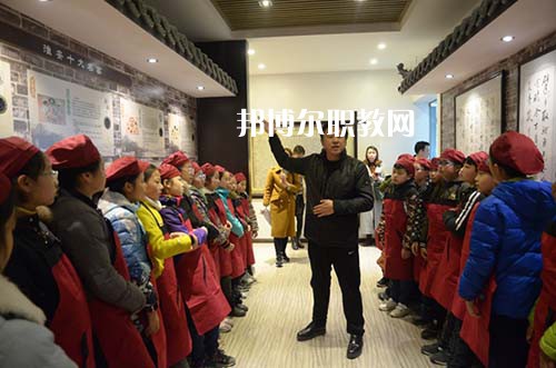 江蘇省淮陰商業(yè)學(xué)校2021年報(bào)名條件、招生要求、招生對象