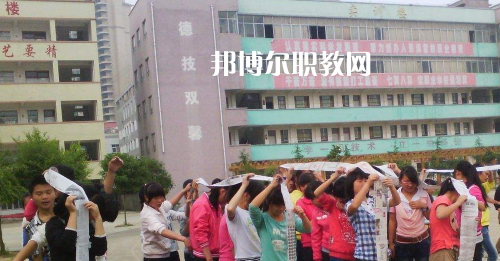甕安鴻翔中等職業(yè)技術(shù)學(xué)校2021年報名條件、招生要求、招生對象