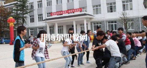 安順民族職業(yè)技術(shù)學(xué)校2021年報(bào)名條件、招生要求、招生對象