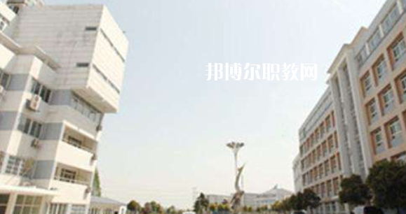 安徽紅十字會衛(wèi)生學(xué)校2021年報名條件、招生要求、招生對象