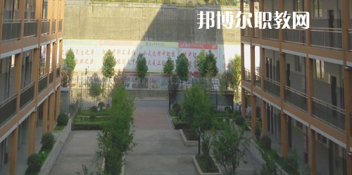 遵義市紅花崗區(qū)經(jīng)濟(jì)職業(yè)技術(shù)學(xué)校2021年報(bào)名條件、招生要求、招生對(duì)象