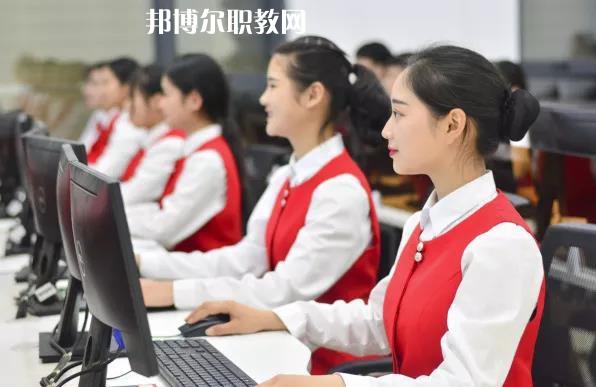 云龍縣民族職業(yè)高級中學(xué)怎么樣、好不好