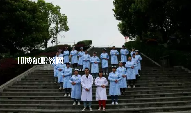 威信縣職業(yè)高級(jí)中學(xué)2021年學(xué)費(fèi)、收費(fèi)多少