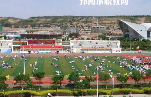楚雄醫(yī)藥高等?？茖W(xué)校2021年學(xué)費(fèi)、收費(fèi)多少