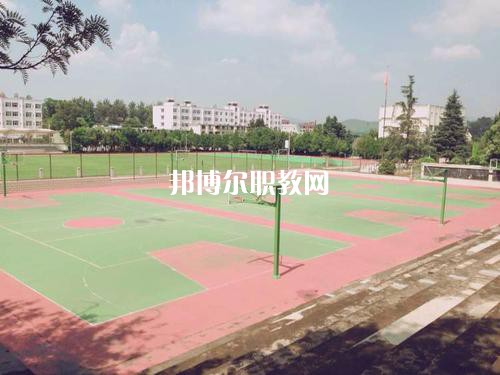 楚雄醫(yī)藥高等專科學校怎么樣、好不好