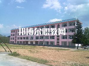 耿馬縣職教中心2021年報名條件、招生要求、招生對象