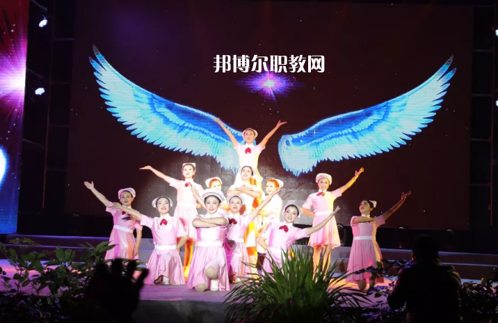 昭通衛(wèi)生學(xué)校2021年學(xué)費、收費多少