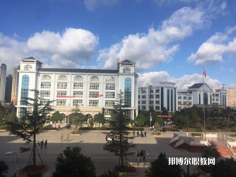 曲靖師宗職業(yè)技術(shù)學(xué)校2021年報名條件、招生要求、招生對象