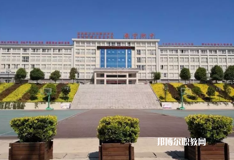 安寧職業(yè)高級中學(xué)2021年報名條件、招生對象
