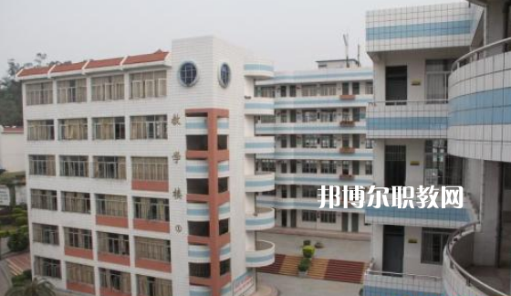 昆明第二職業(yè)中專(zhuān)學(xué)校2021年報(bào)名條件、招生對(duì)象