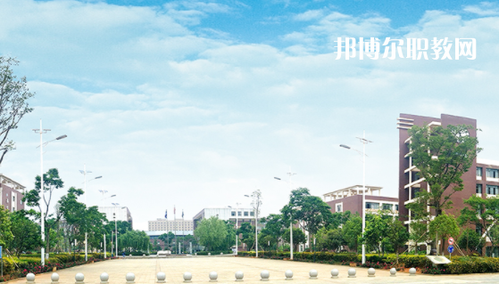 昆明衛(wèi)生學校
