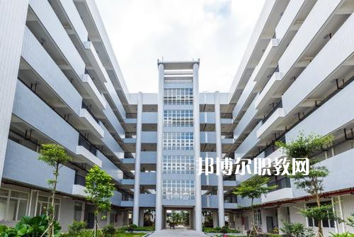 秦皇島市燕?？萍悸殬I(yè)學(xué)校2022年有哪些專業(yè)