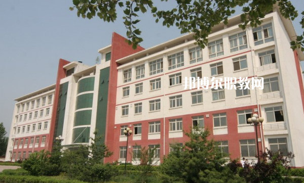 張家口機械工業(yè)學(xué)校2022年招生辦聯(lián)系電話