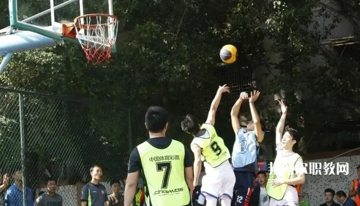 揭陽體育運(yùn)動學(xué)校2022年報名條件、招生要求、招生對象