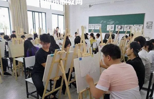 榆中縣職業(yè)教育中心2022年學(xué)費、收費多少