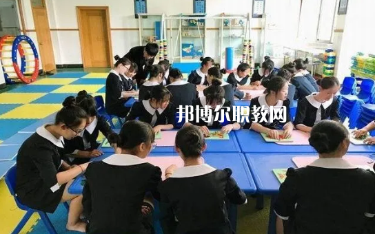 榆中縣職業(yè)教育中心2022年報名條件、招生要求、招生對象