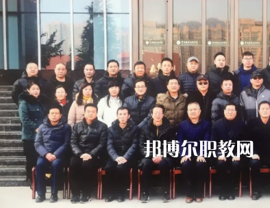 平?jīng)鲶w育運(yùn)動(dòng)學(xué)校2022年報(bào)名條件、招生要求、招生對象 