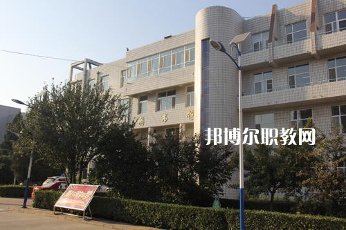 保定滿城職業(yè)技術(shù)教育中心2022年學費、收費多少