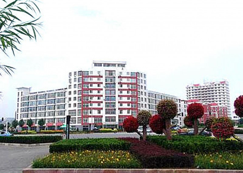 重慶旅游學(xué)校建勝分校2022年學(xué)費、收費多少 