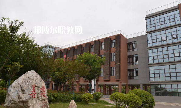 陜西建設技師學院2022年招生辦聯(lián)系電話