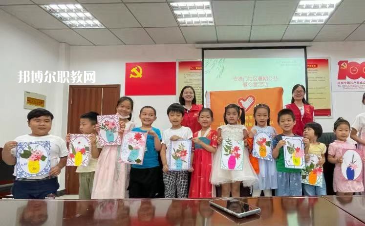 南京中華中等專業(yè)學(xué)校2022年報(bào)名條件、招生要求、招生對(duì)象