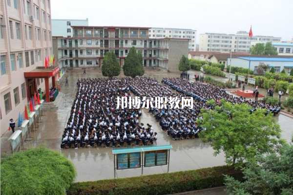 西峰職業(yè)中等專業(yè)學校2022年報名條件、招生要求、招生對象