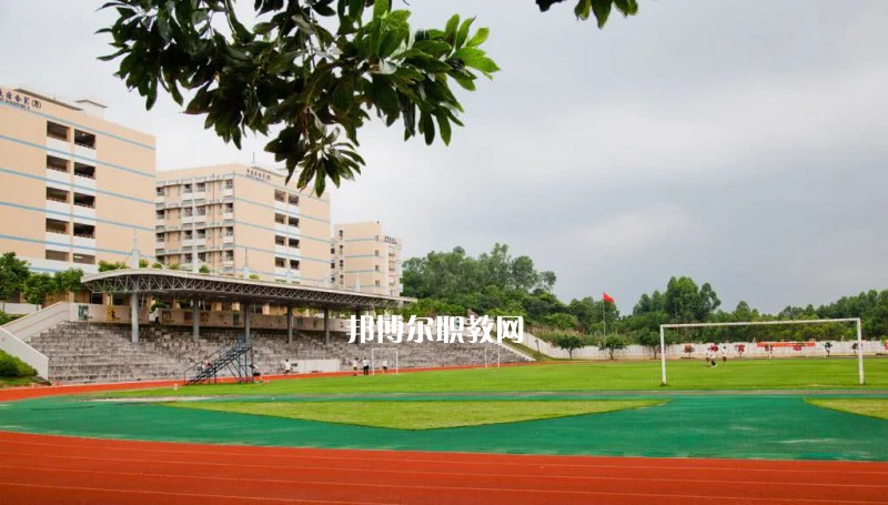 重慶航運旅游學(xué)校2022年報名條件、招生要求、招生對象 