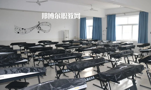 渭南華州區(qū)職業(yè)教育中心2022年報名條件、招生要求、招生對象