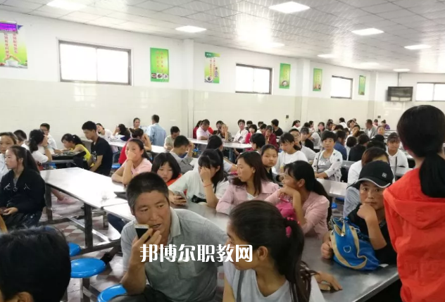 甘谷職業(yè)中等專業(yè)學(xué)校2022年報名條件、招生要求、招生對象 