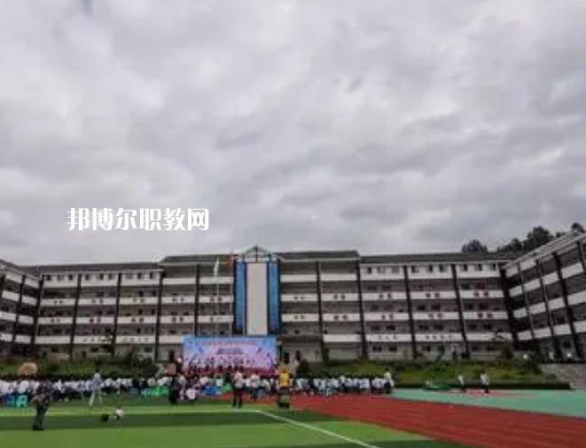 正安縣技工學(xué)校2022年報(bào)名條件、招生要求、招生對象