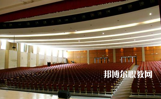 貴陽中山科技學(xué)校2022年報名條件、招生要求、招生對象