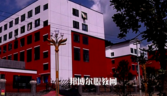 貴州鳳岡縣中等職業(yè)學(xué)校2022年報(bào)名條件、招生要求、招生對(duì)象