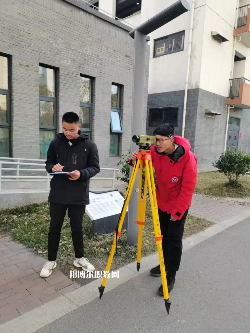 江蘇張家港第三職業(yè)高級(jí)中學(xué)2022年報(bào)名條件、招生要求、招生對(duì)象