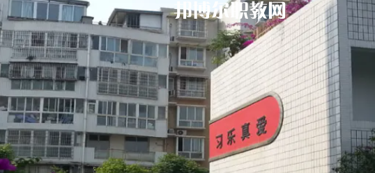 天府成人中等專業(yè)學校2022年報名條件、招生要求、招生對象