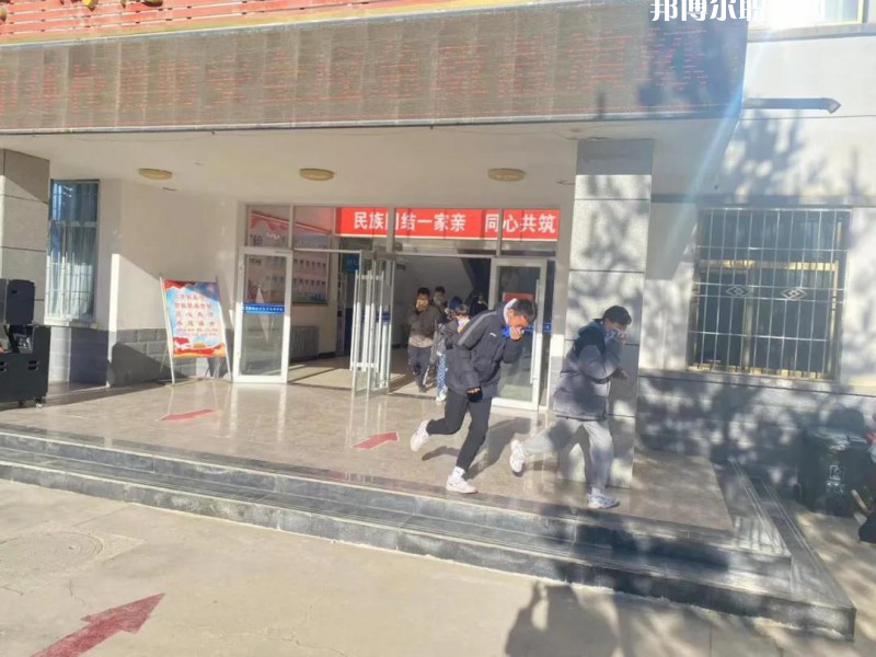 嘉峪關(guān)體育運動學校2022年學費、收費多少