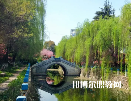 常州市工貿(mào)高級技工學(xué)校2022年報名條件、招生要求、招生對象