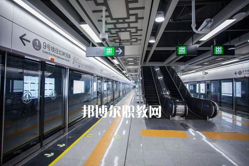 蘭州2022年中專軌道交通學(xué)?？梢钥即髮? width=