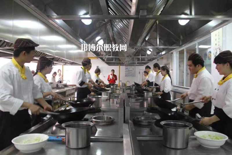 江蘇相城中等專(zhuān)業(yè)學(xué)校2022年招生辦聯(lián)系電話(huà)