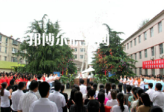 石家莊機(jī)械技工學(xué)校2022年報(bào)名條件、招生要求、招生對(duì)象