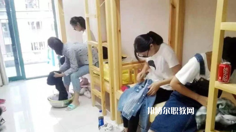 南通衛(wèi)生高等職業(yè)技術學校2022年宿舍條件