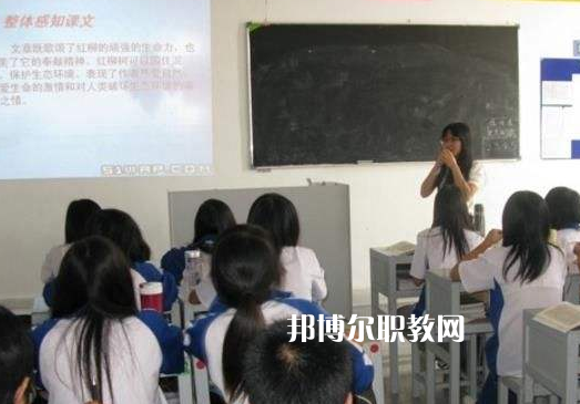 汕頭中博職業(yè)技術(shù)學(xué)校2022年報(bào)名條件、招生要求、招生對象