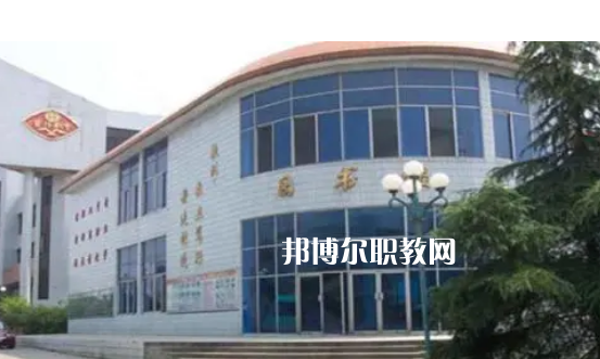 陽旅游職業(yè)學校2022年報名條件、招生要求、招生對象